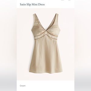 NWT ABERCROMBIE & FITCH SATIN SLIP DRESS XS